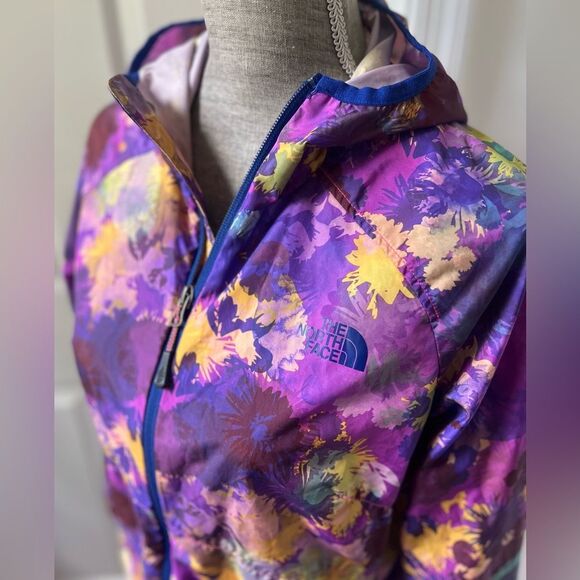 The North Face Rapida Hooded Wind Jacket Purple Pink - Picture 2 of 5